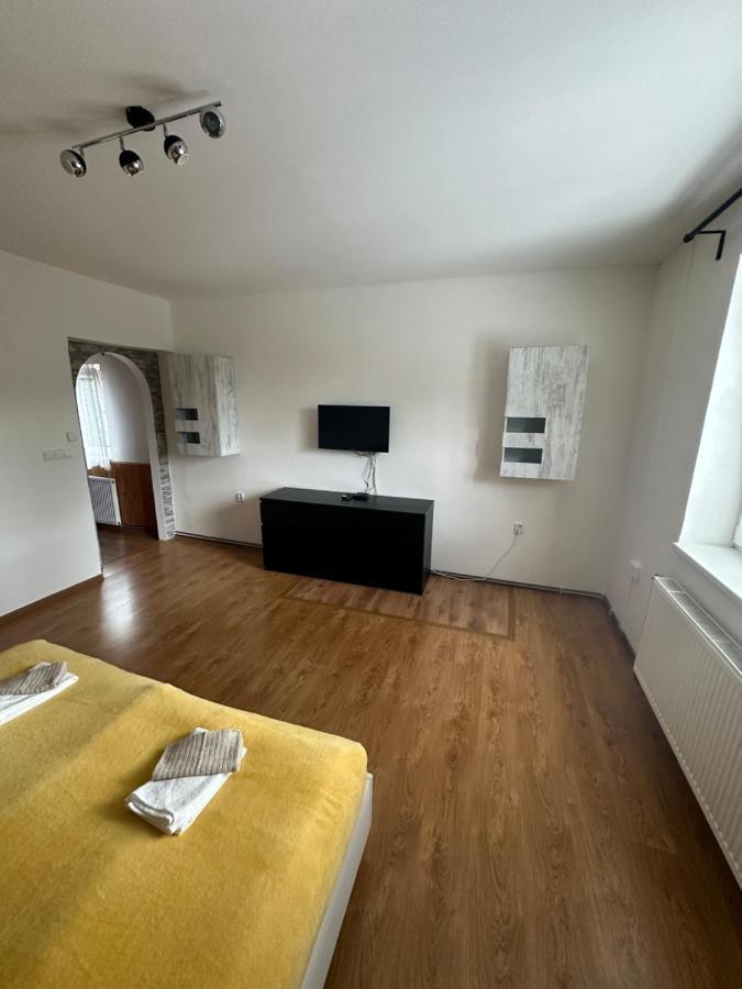Ferienwohnung U Kubinu Jáchymov Exterior foto